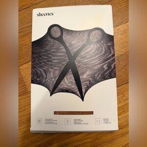 Sheertex NIB nude tights